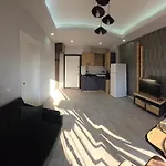 Side Pool Suites Beach