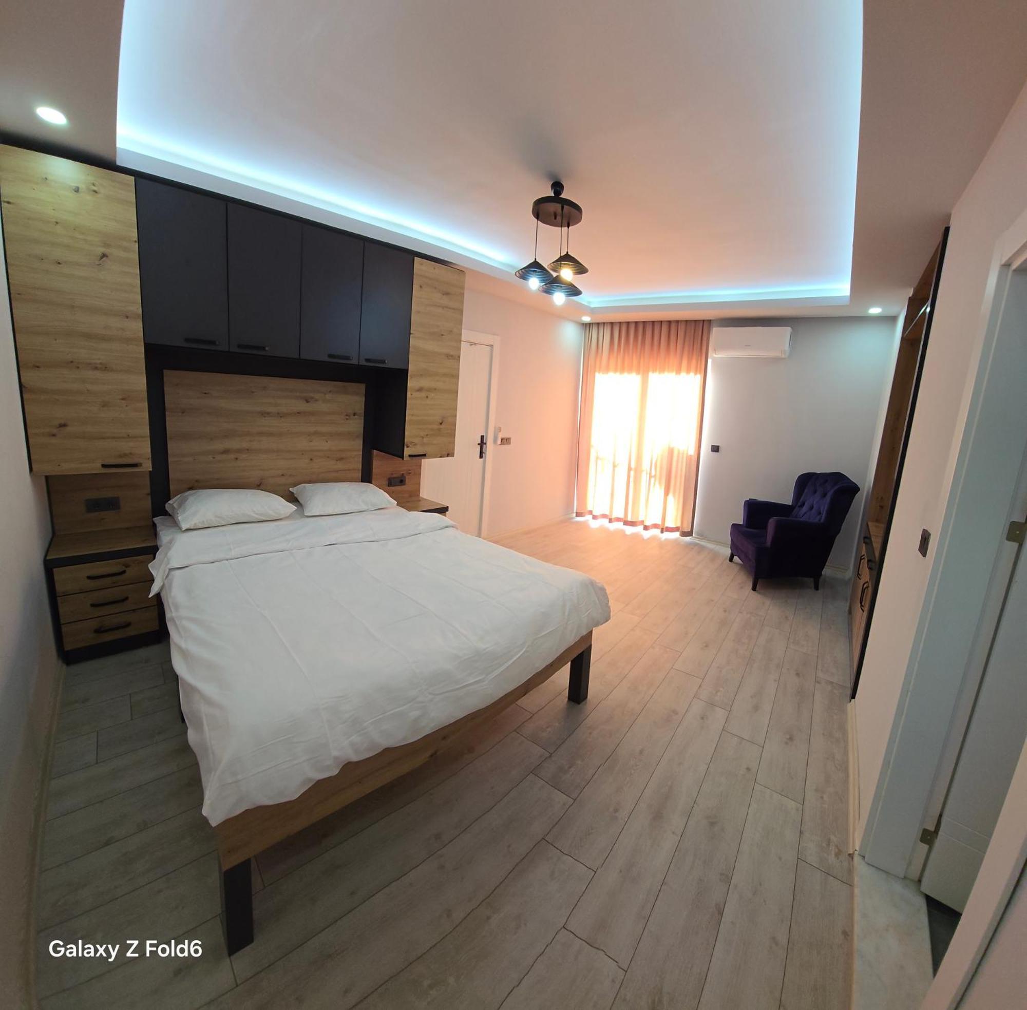 Pool Appartement Side